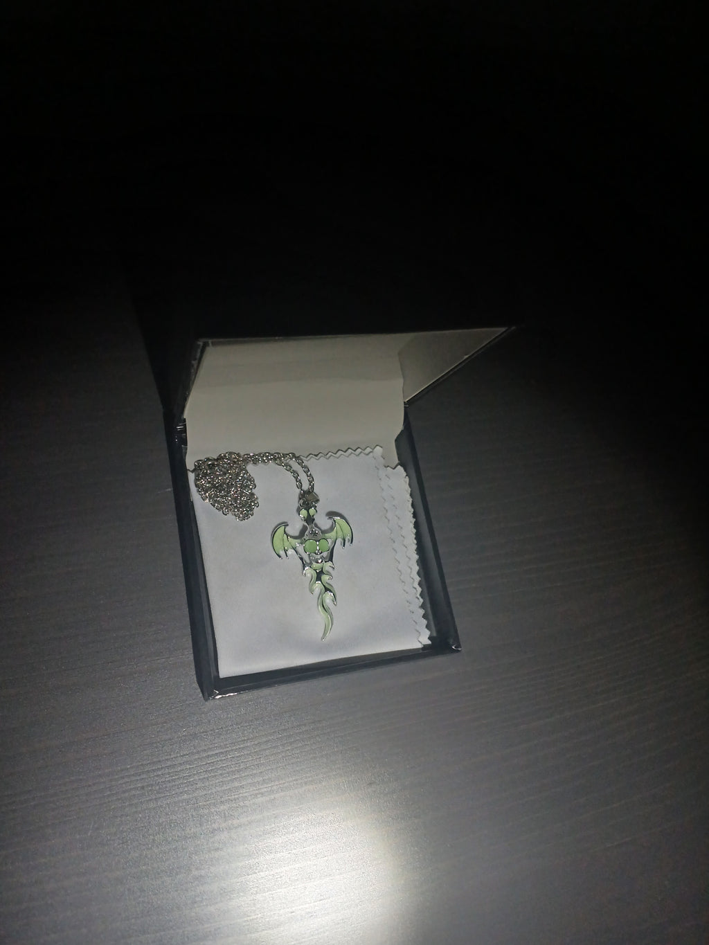 AluminiNecklace™ Toxic Green Skull Pendant