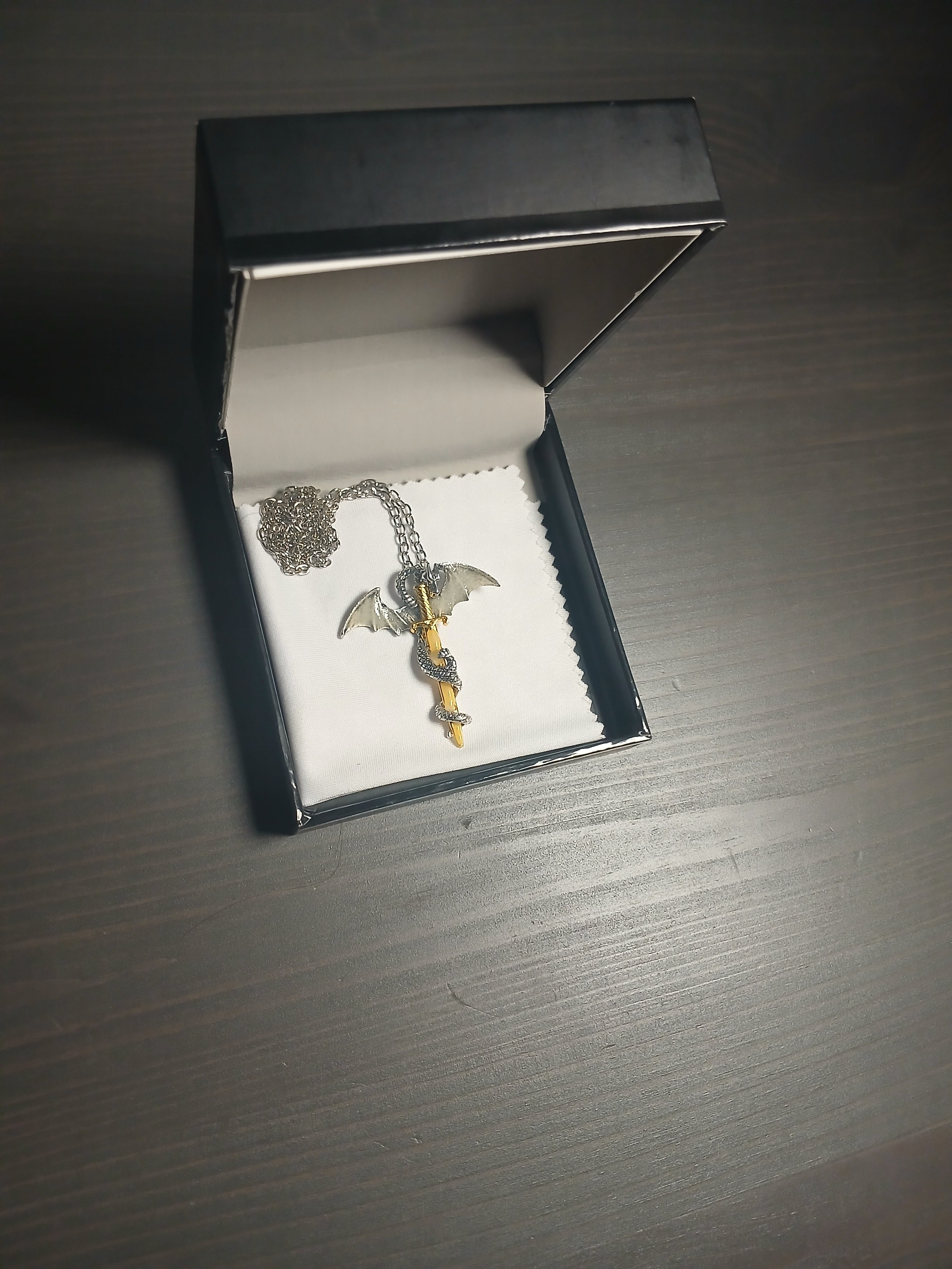AluminiNecklace™ Divine Divinity Dragon Pendant