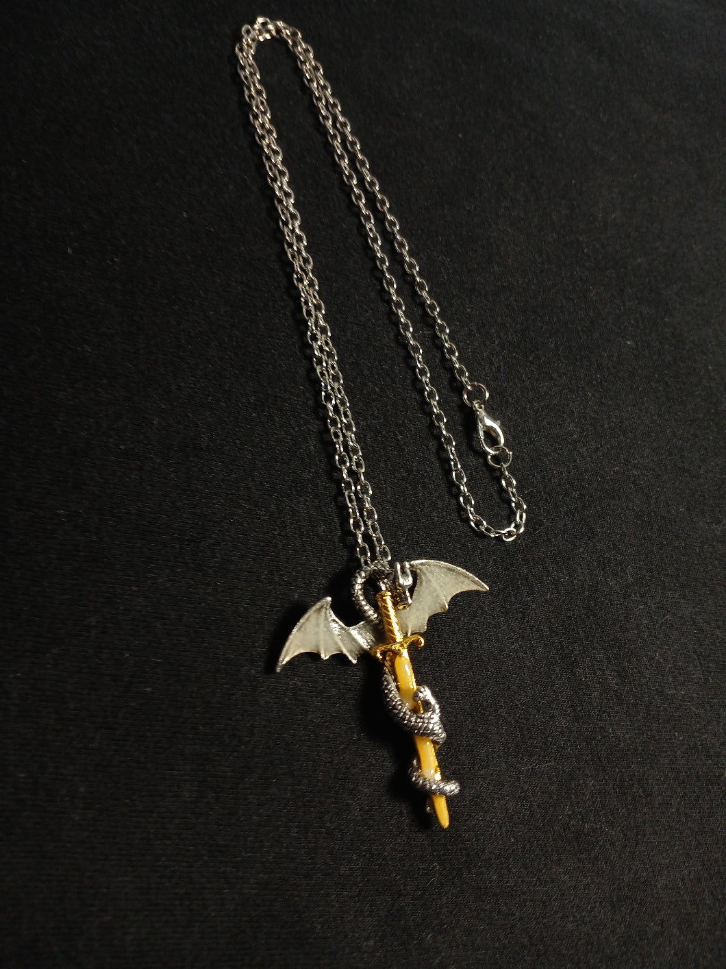 AluminiNecklace™ Divine Divinity Dragon Pendant
